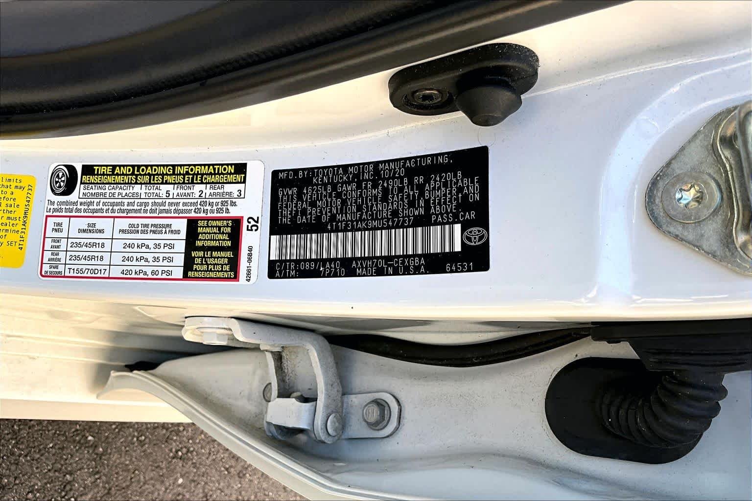 Used 2021 Wind Chill Pearl Toyota Hybrid XLE image 34