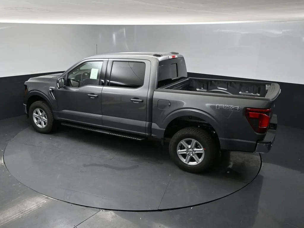 New 2026 Gray Ford XLT image 38