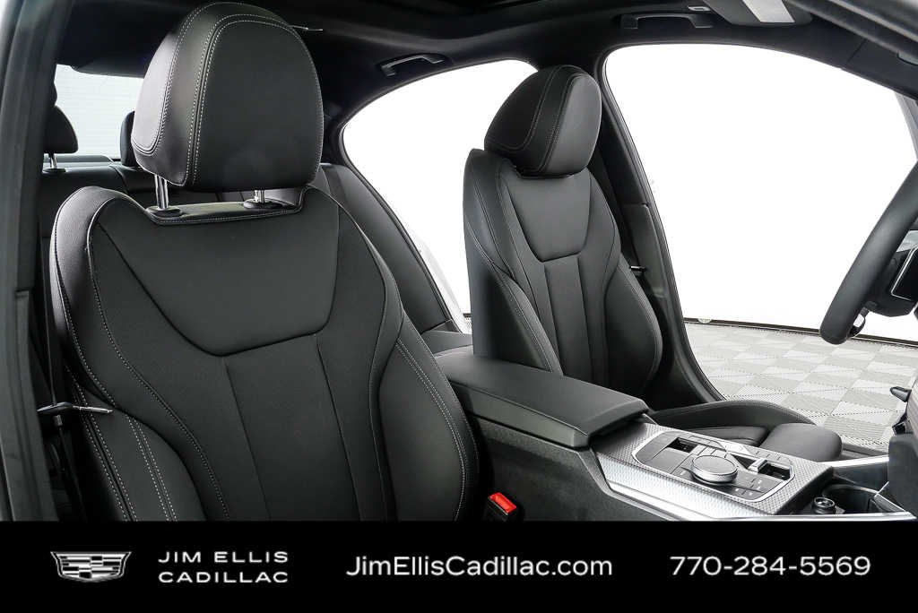 2025 BMW 3 Series 330i - Photo 22