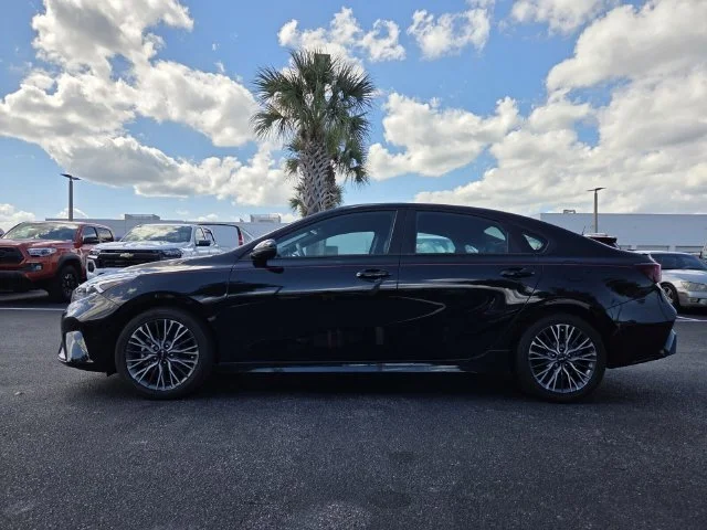 Used 2024 Black Kia GT-Line image 3