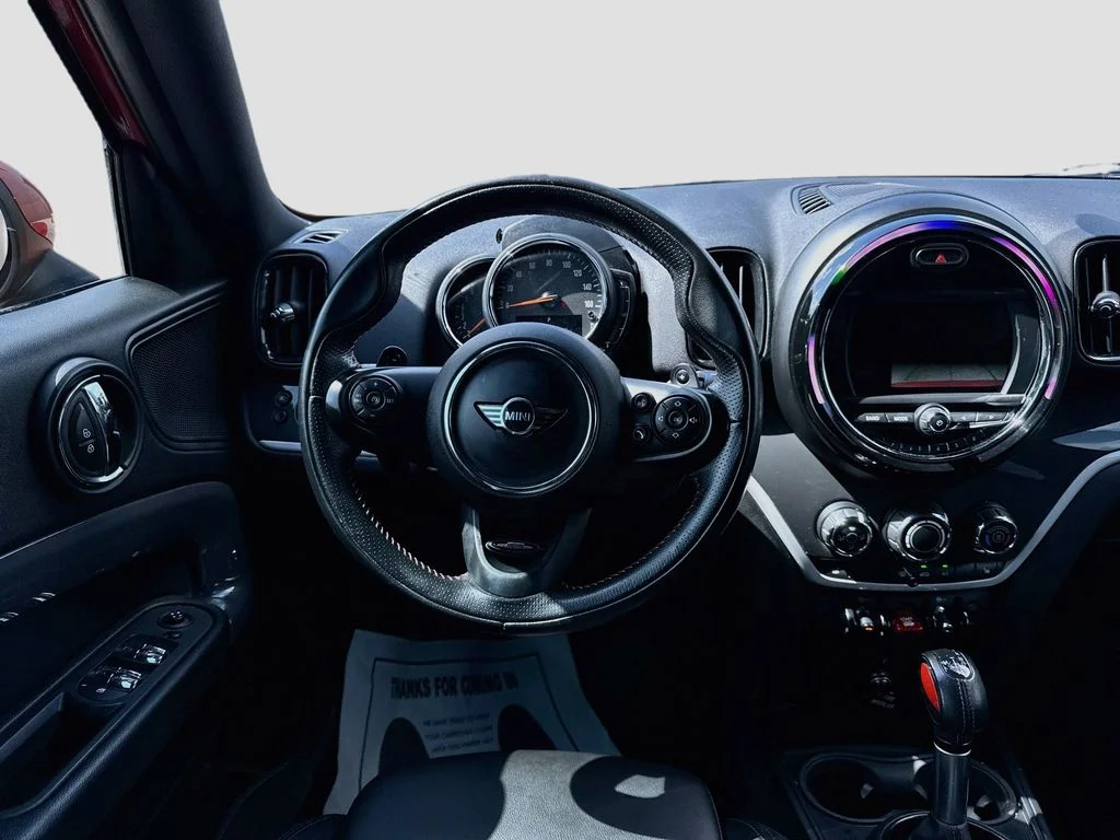 Used 2019 Red MINI Signature image 29
