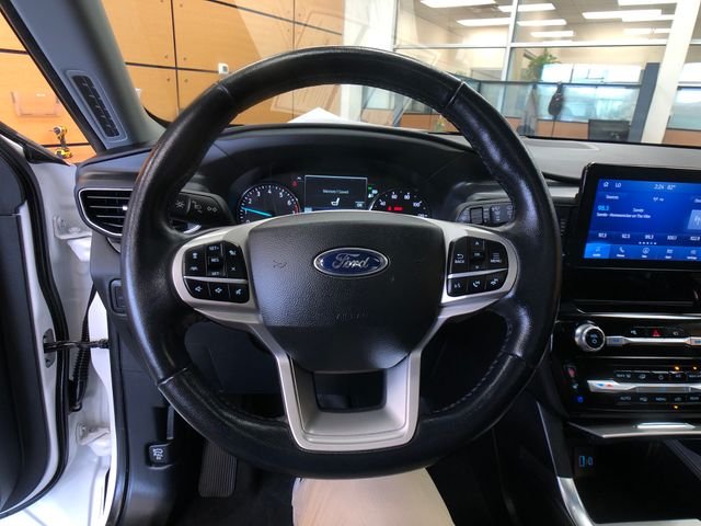 Certified Used 2022 White Metallic Ford Limited image 13