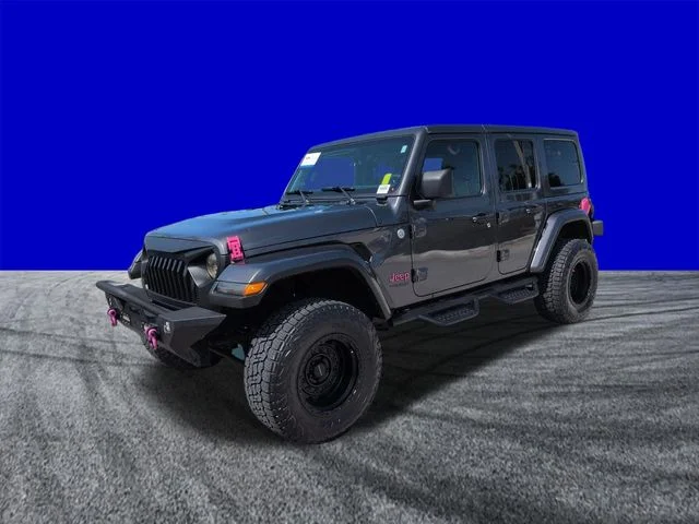 Certified Used 2019 Granite Crystal Clearcoat Metallic Jeep Unlimited Sahara Altitude image 8