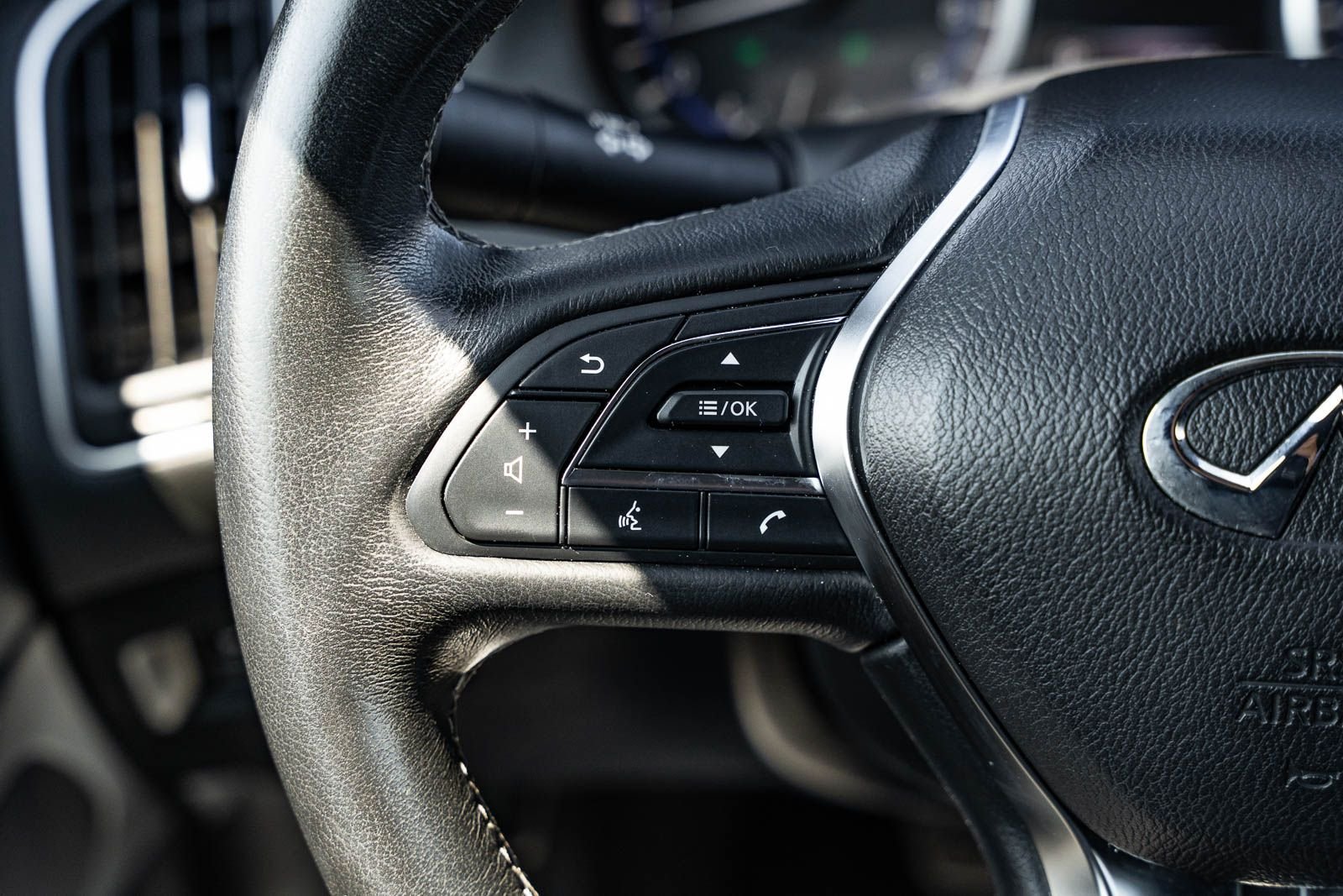 2019 INFINITI Q60 Coupe 21