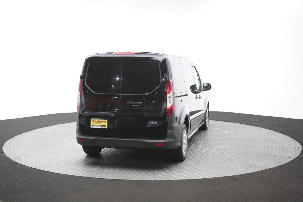 Used 2022 Black Ford XL image 35