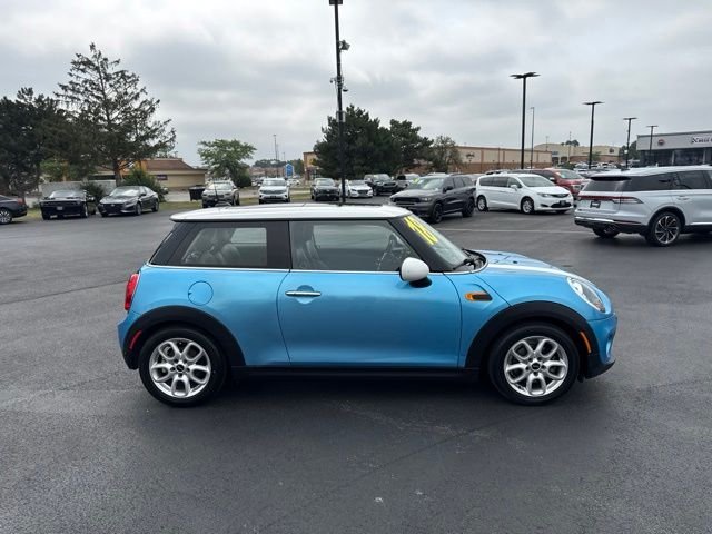 Used 2018 Blue MINI Base image 5