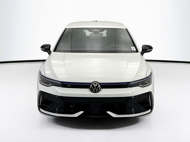 New 2026 Pure White Volkswagen 2.0T image 2