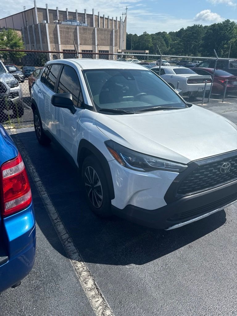 Used 2022 Beige Toyota L image 3