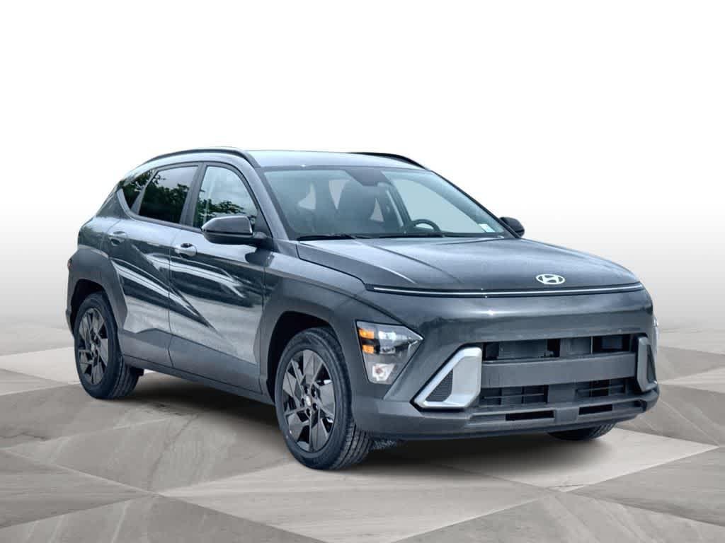 New 2027 Ecotronic Gray Pearl Hyundai SEL Sport FWD image 2