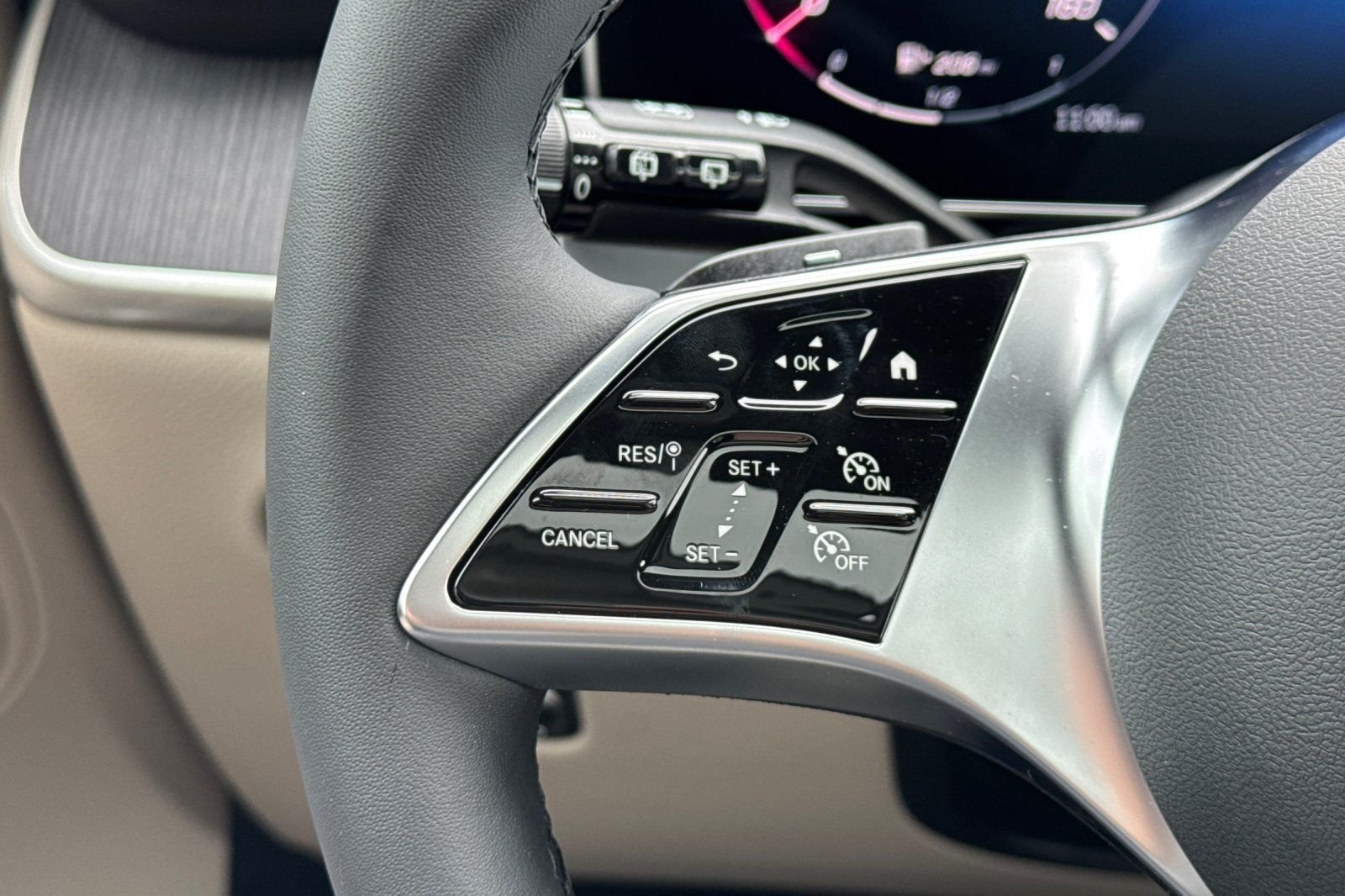 New 2026 Starling Blue Metallic Mercedes-Benz GLC 300 image 29