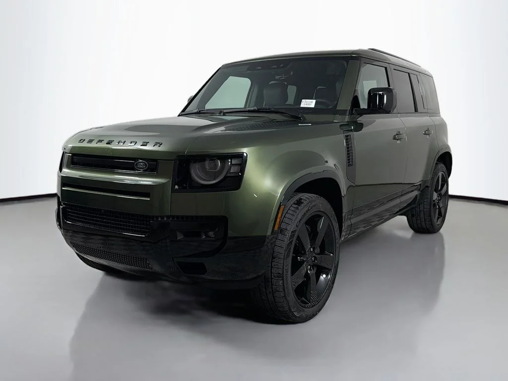 New 2026 Woolstone Green Land Rover X-Dynamic SE image 1