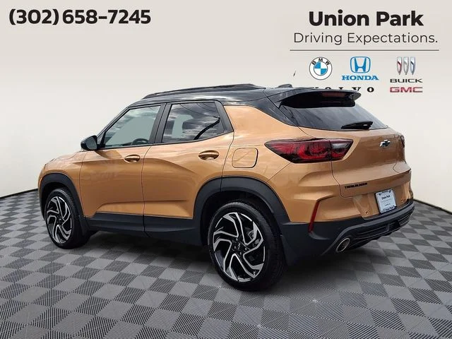 Used 2024 Copper Chevrolet RS image 6