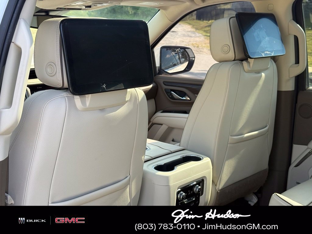 Used 2023 WHITE FROST TRICOAT GMC Denali image 28