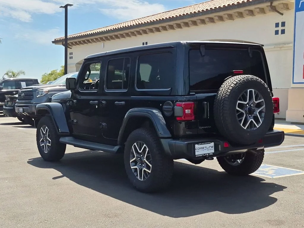 New 2026 Black Clear-Coat Exterior Paint Jeep Sahara image 7