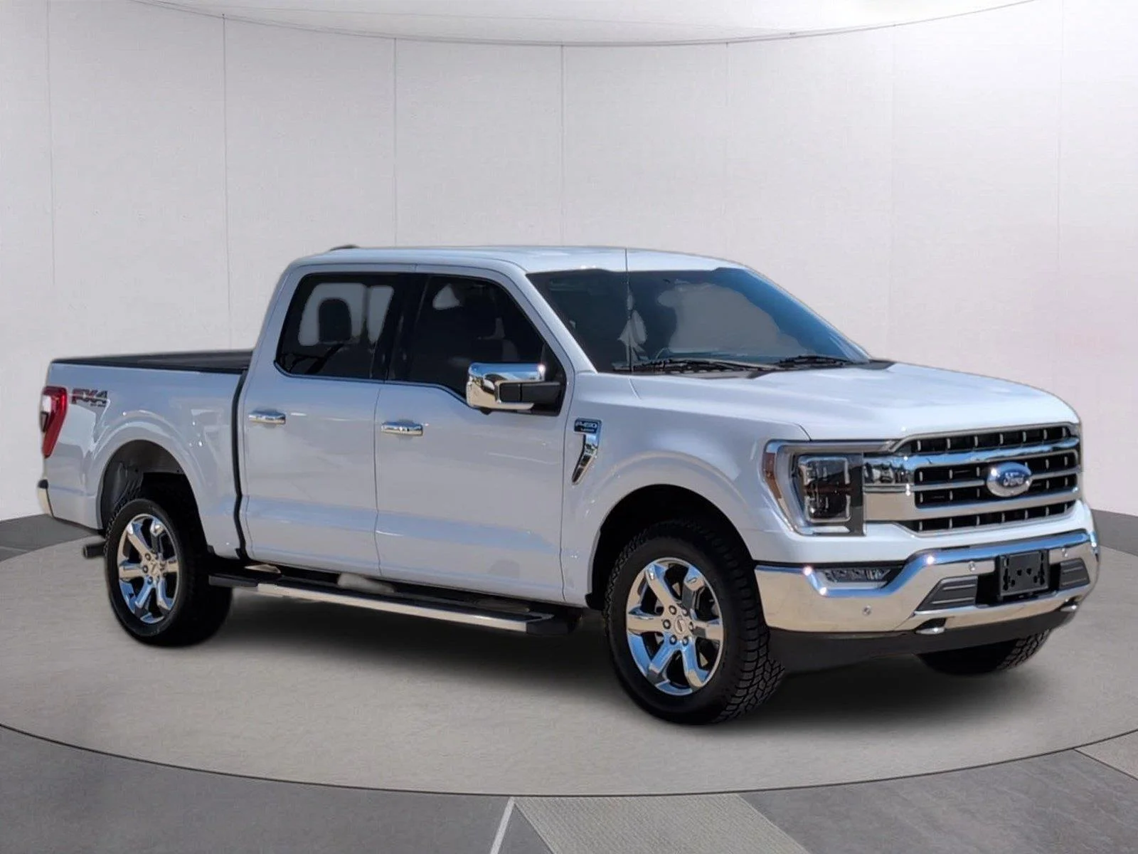 Used 2023 Oxford White Ford LARIAT image 10