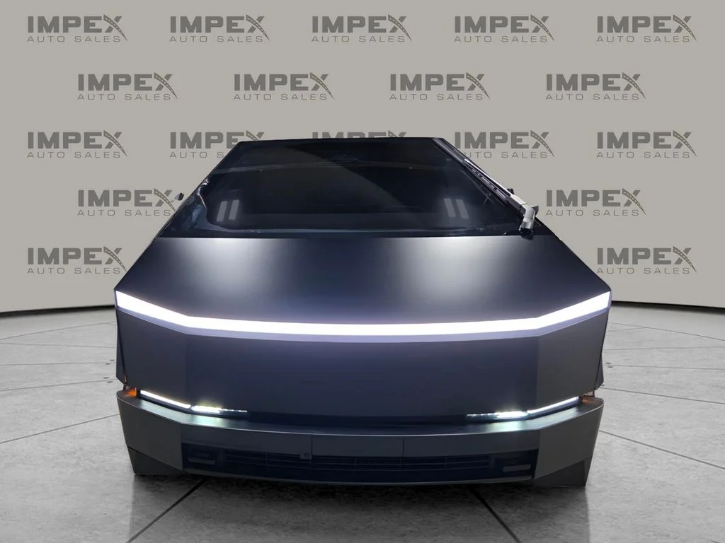 Used 2024 Silver Tesla Foundation FSD image 8