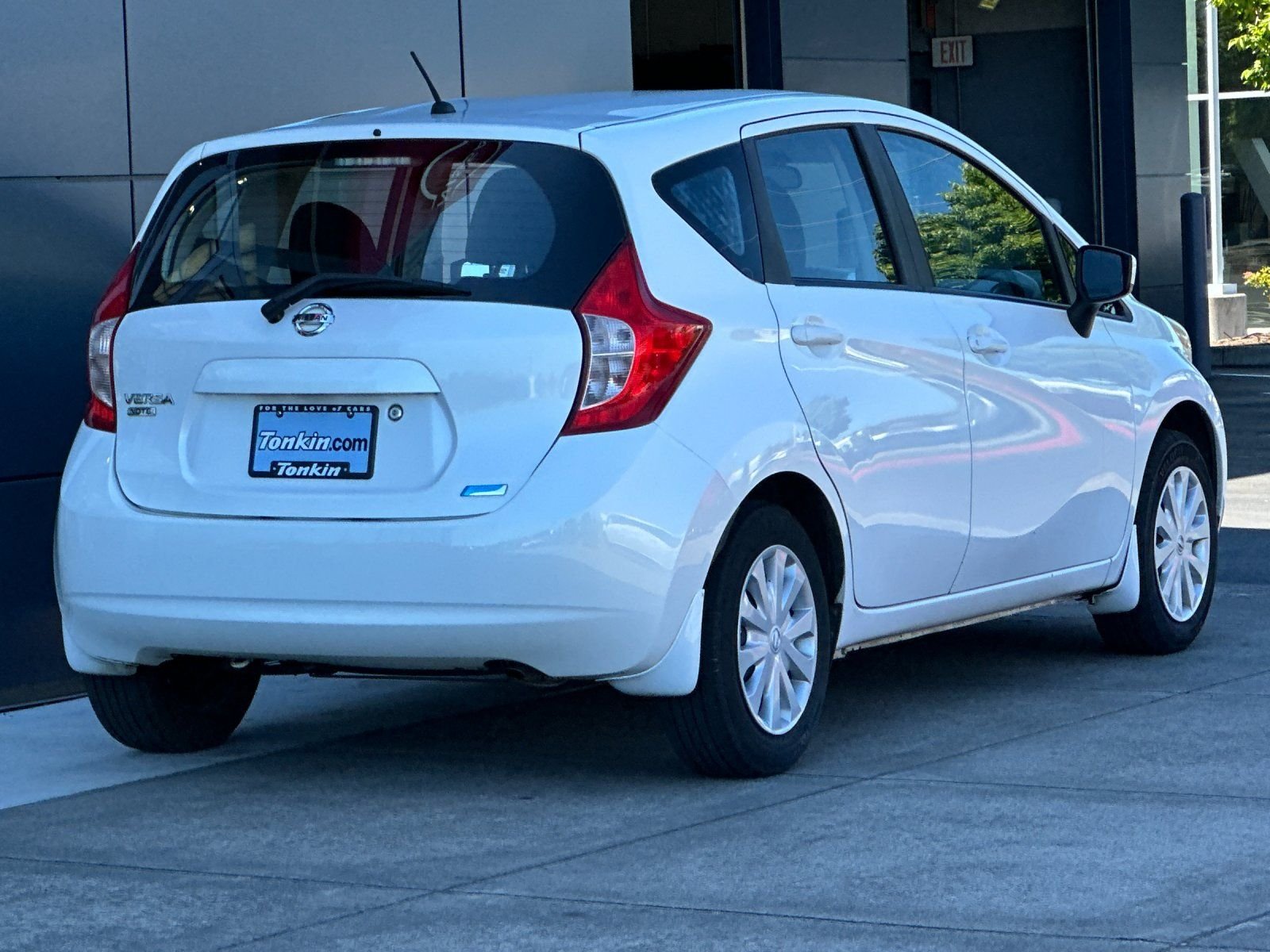 Used 2015 White Nissan S Plus image 2