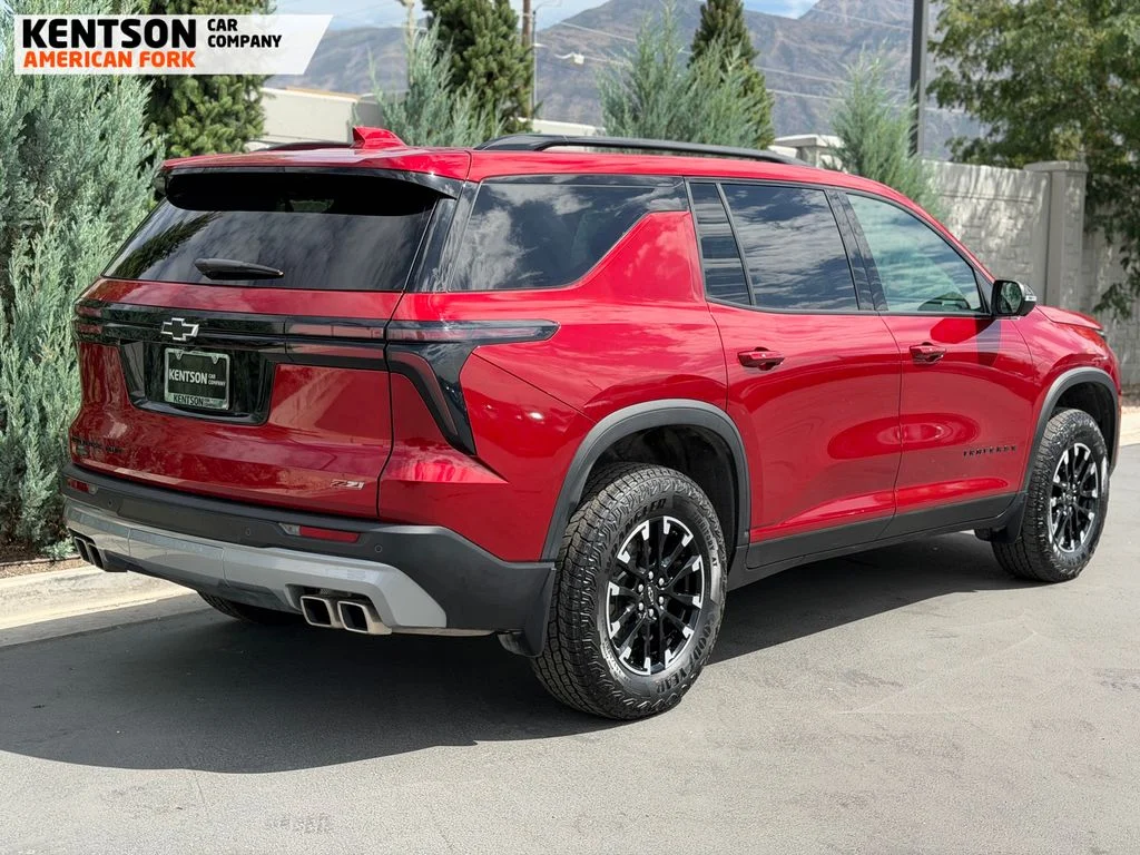 Used 2025 Red Chevrolet Z71 image 8