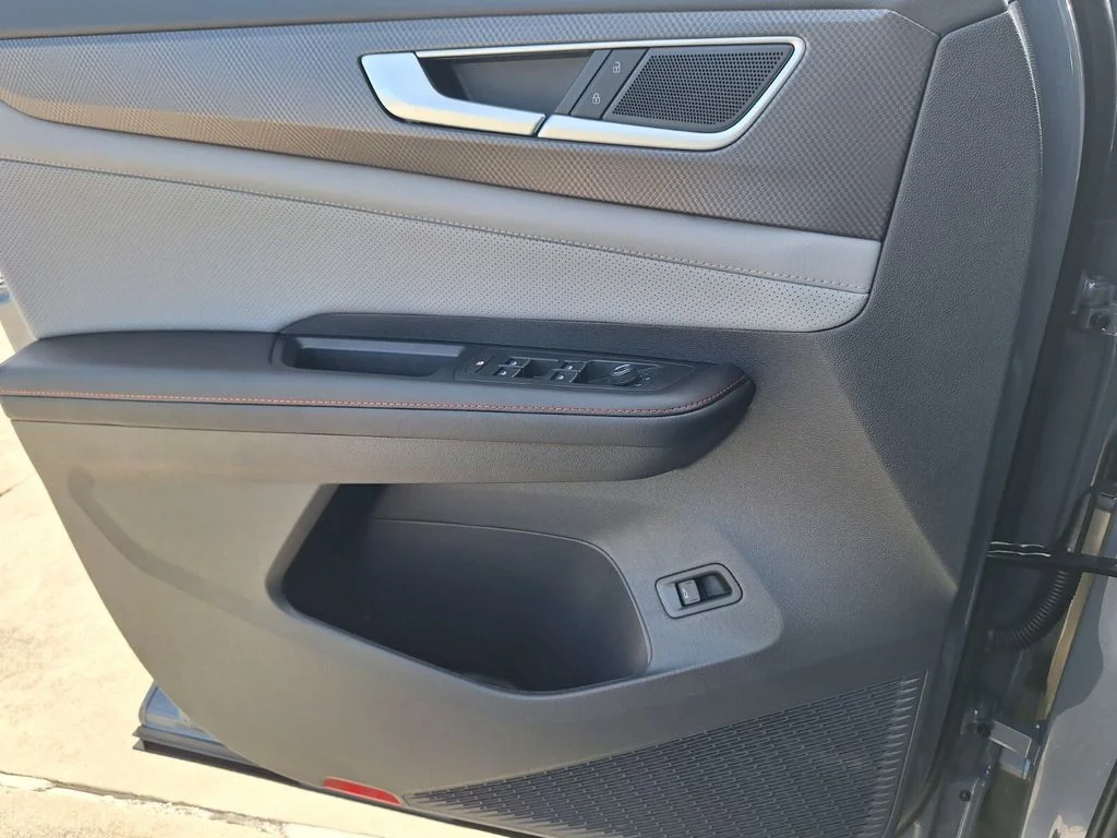 New 2026 Gray Volkswagen 2.0T Peak Edition image 21