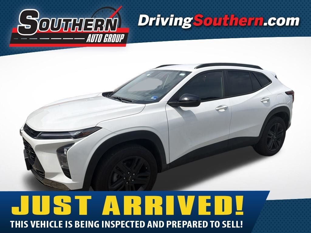 Used 2024 White Chevrolet ACTIV image 1