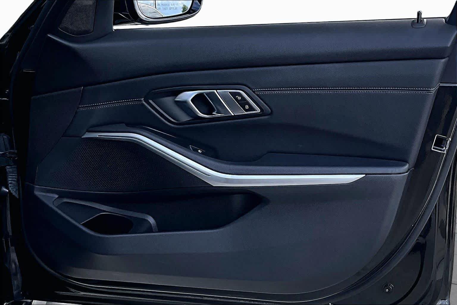 Used 2019 Jet Black BMW 330i image 20