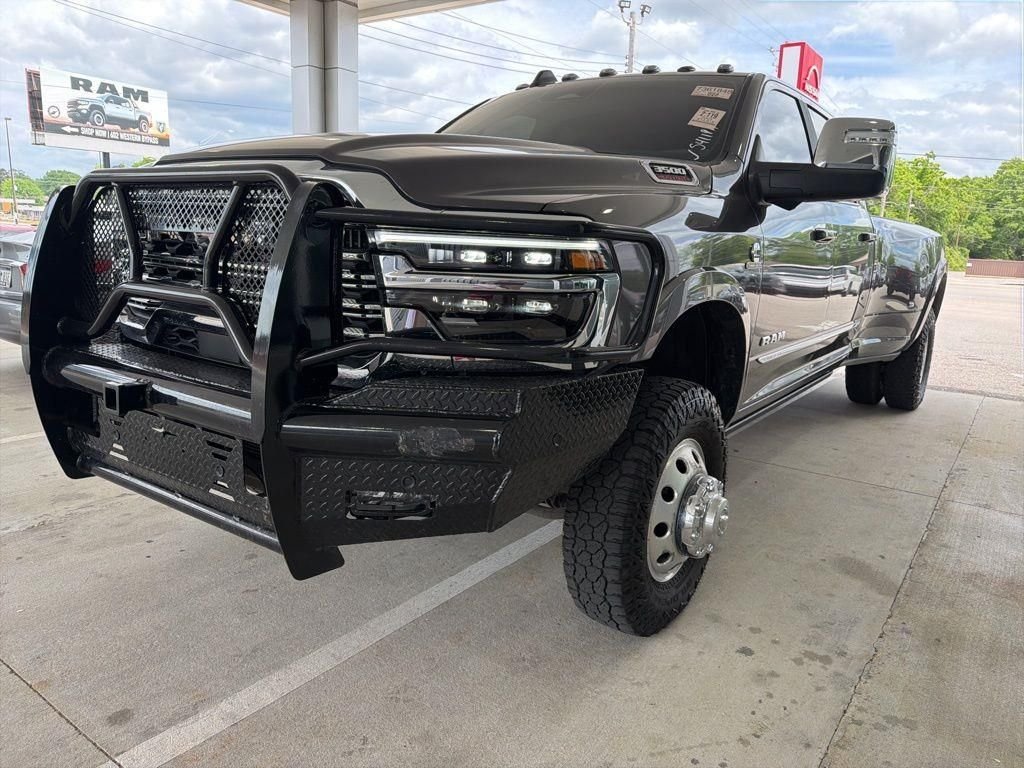 2025 RAM 3500 Limited 4X4 Crew Cab LWB's photo