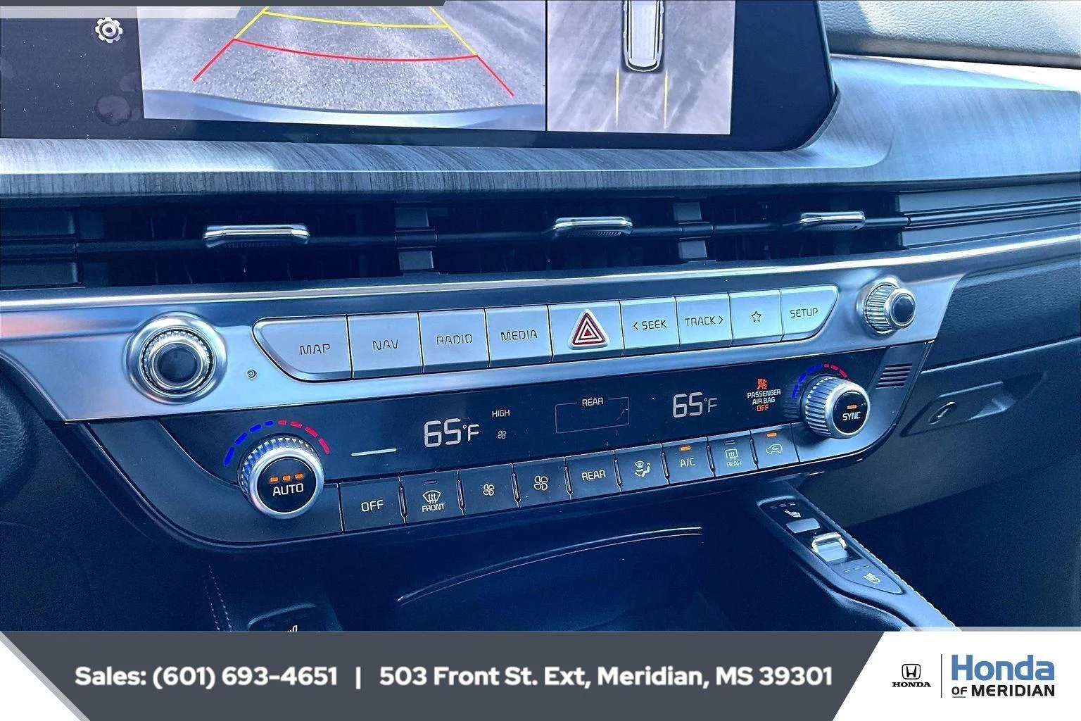 Used 2025 Everlasting Silver Kia SX image 23