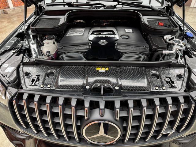 New 2026 MANUFAKTUR Silicon Grey Mercedes-Benz GLS 63 AMG® image 25