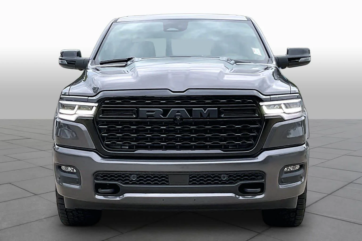 Used 2026 Granite Crystal Metallic Clearcoat Ram Limited image 4