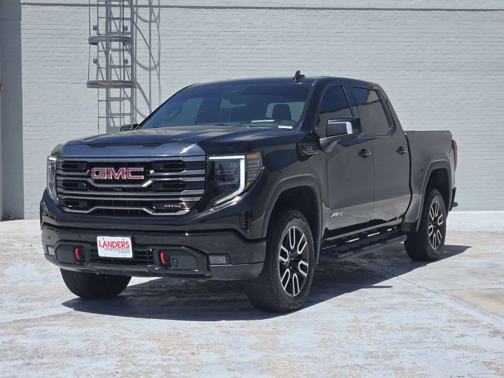 Used 2024 Onyx Black GMC AT4 image 4