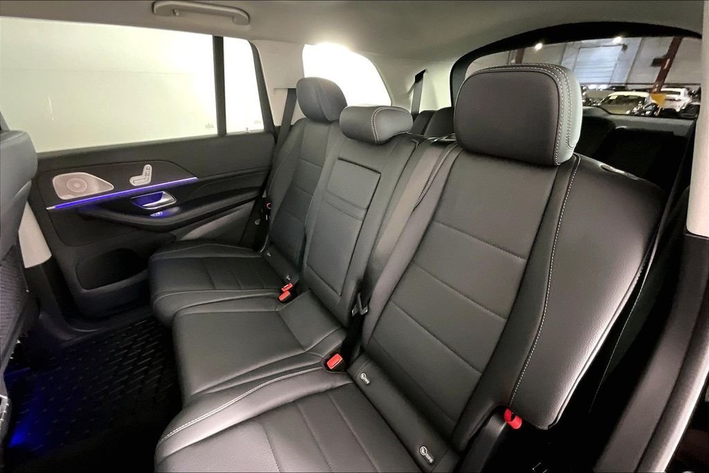 2026 Mercedes-Benz GLS Base - Photo 18