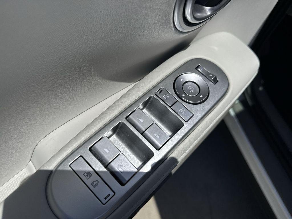 New 2026 Creamy White Pearl Hyundai Blue SEL Premium 7P image 15