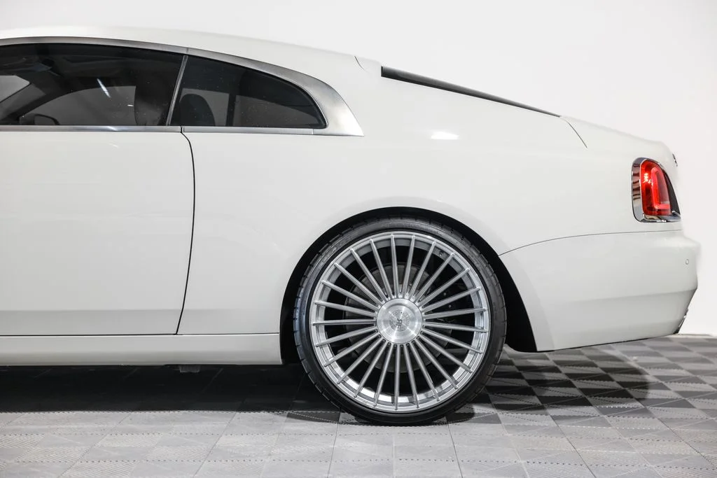 Used 2014 White Rolls-Royce Base image 15