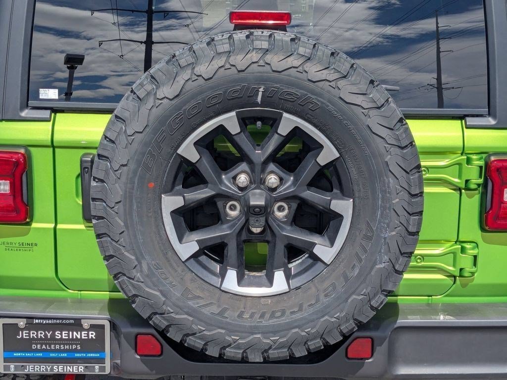 Used 2025 Mojito Clearcoat Jeep Rubicon image 14