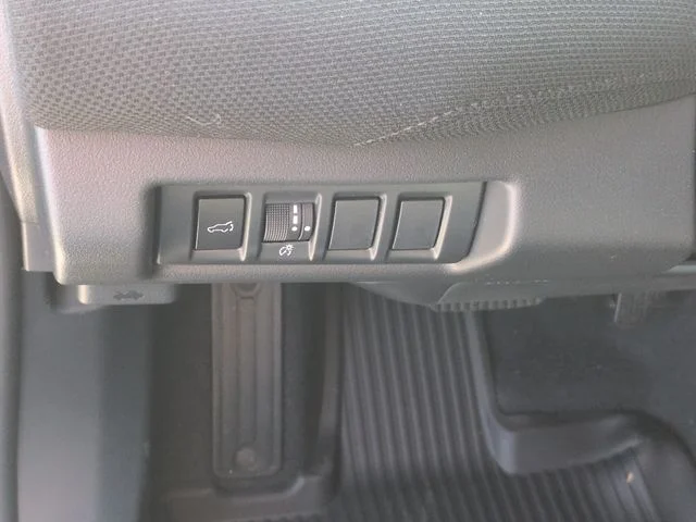 2026 Subaru Outback Premium - Photo 16
