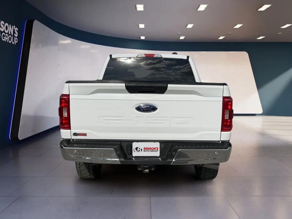 Used 2023 White Ford XLT image 4