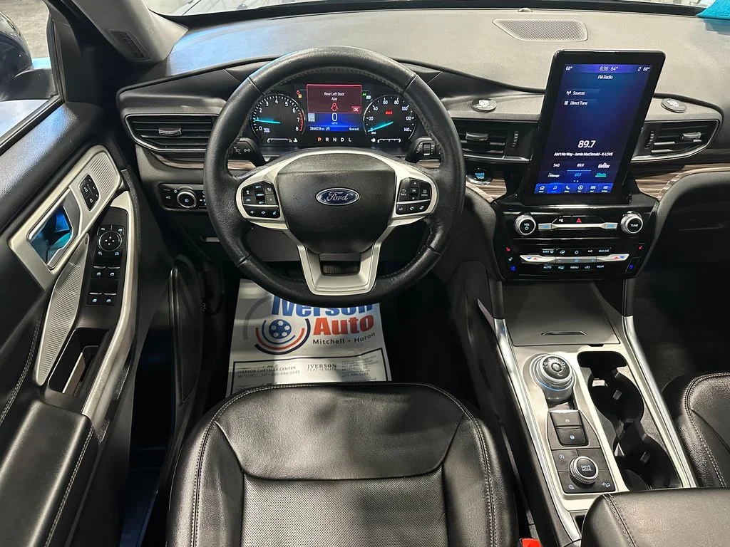 Used 2023 Gray Ford Limited image 29