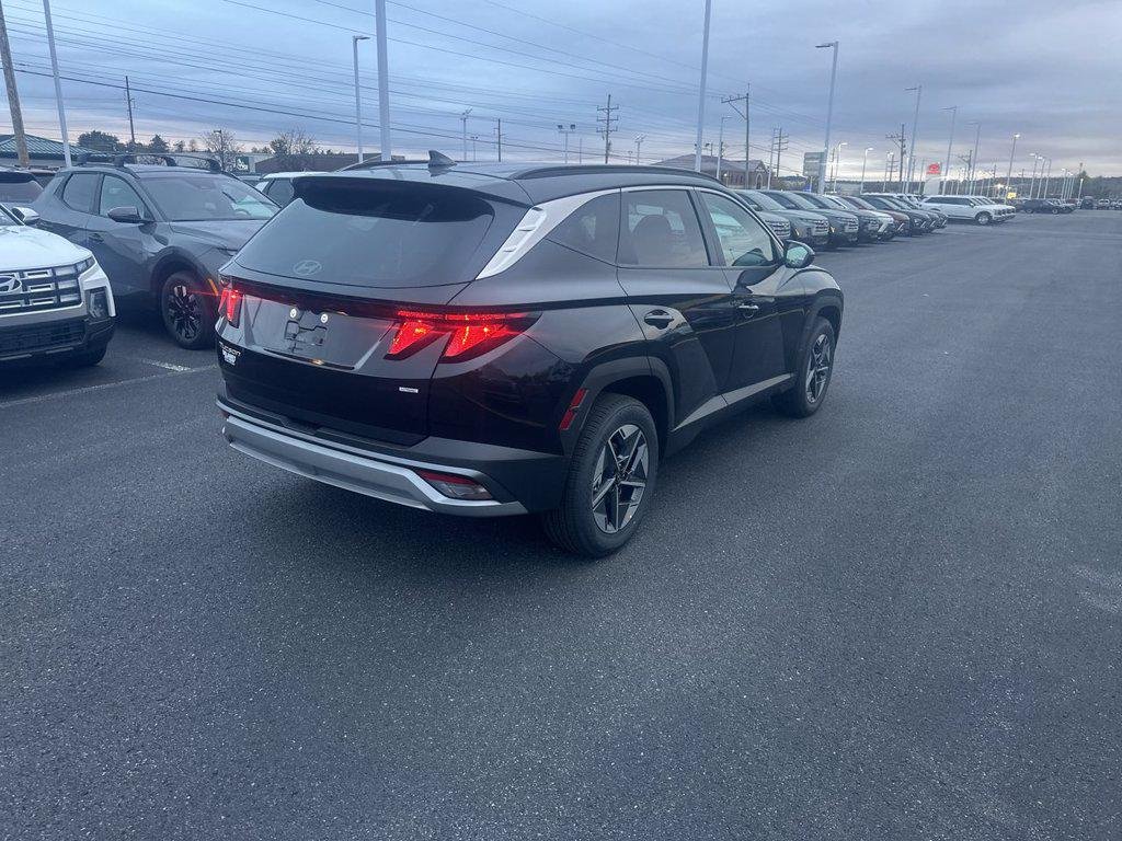 New 2026 Black Hyundai SEL Plus AWD image 8