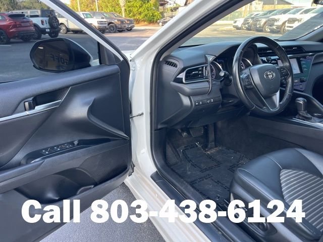 Used 2020 White Toyota SE image 5