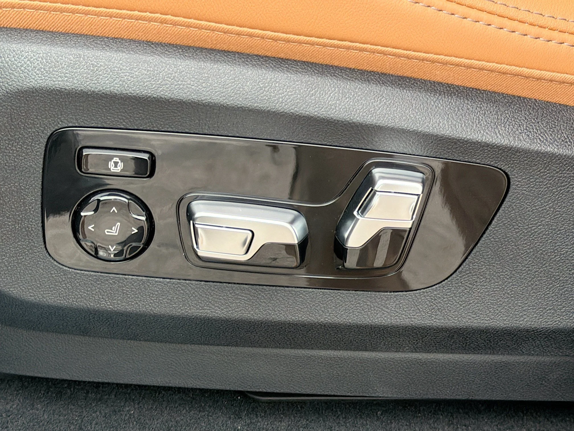 New 2026 Black Sapphire Metallic BMW xDrive40i image 25