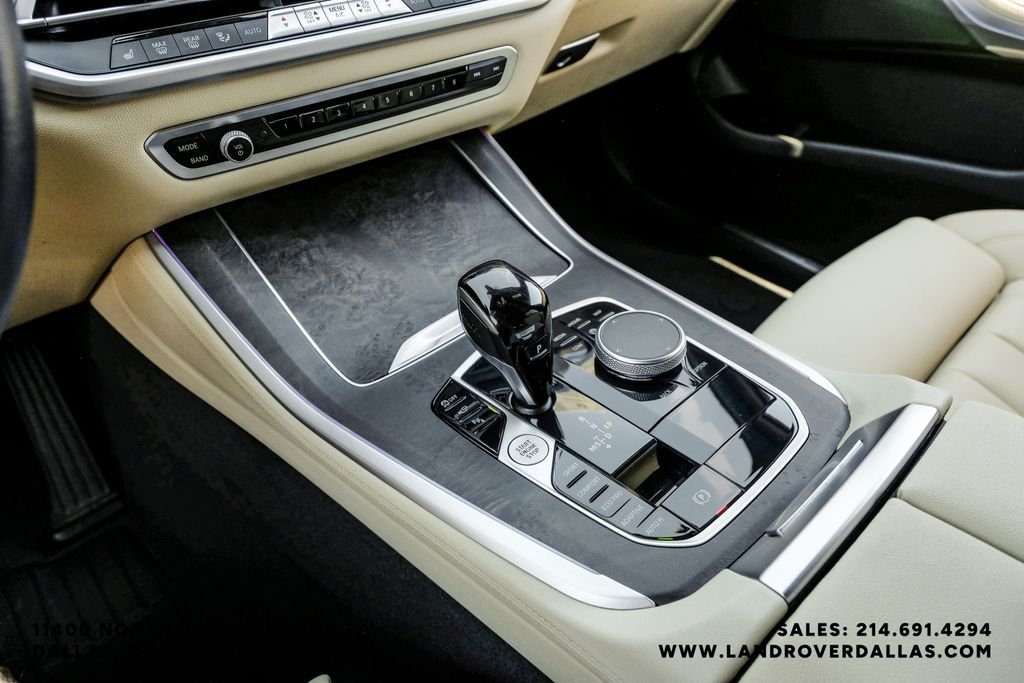Used 2022 Blue Metallic BMW sDrive40i image 29