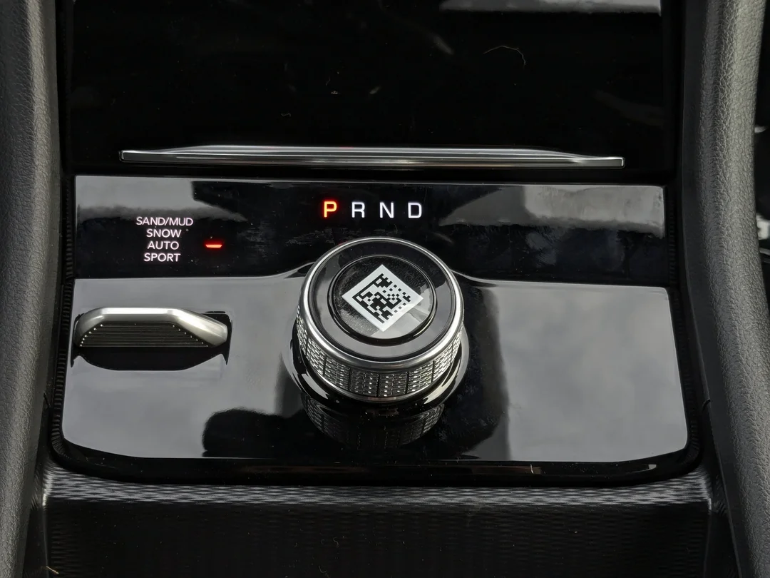 New 2025 Black Jeep Limited - - 4x4 - Luxury Tech II - Black App Pkge - Panoramic Sunroof & More! image 25