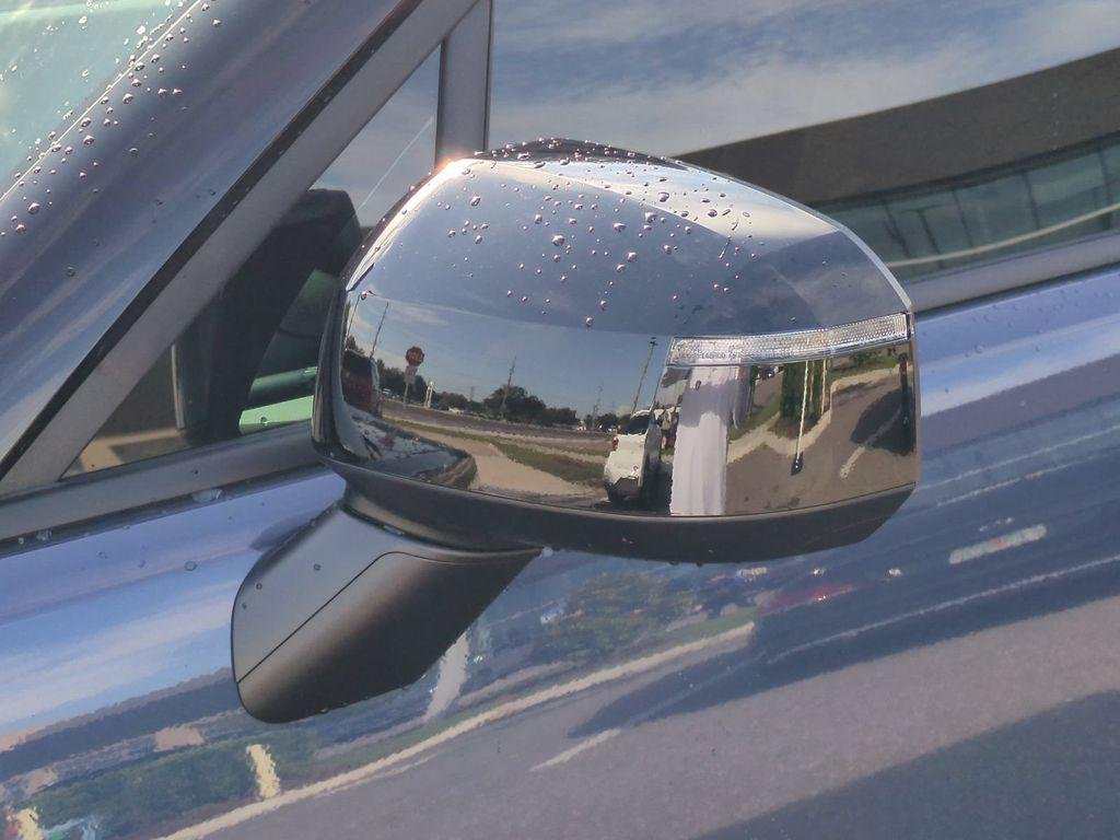 New 2027 Blue Hyundai XRT AWD image 12