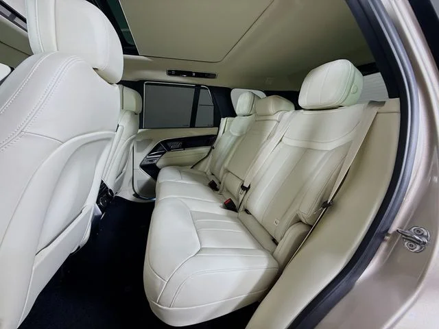 New 2026 Batumi Gold Premium Metallic Land Rover SE image 24