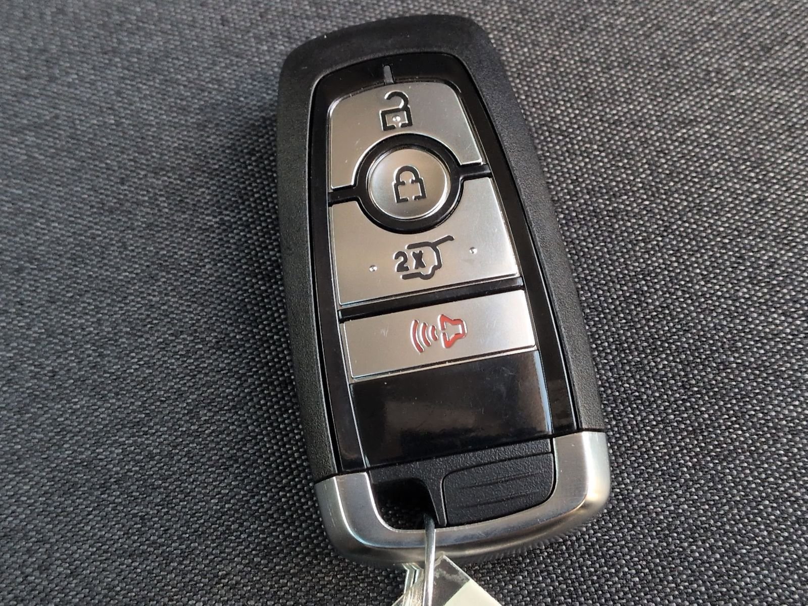 2025 Ford Explorer Active - Photo 36