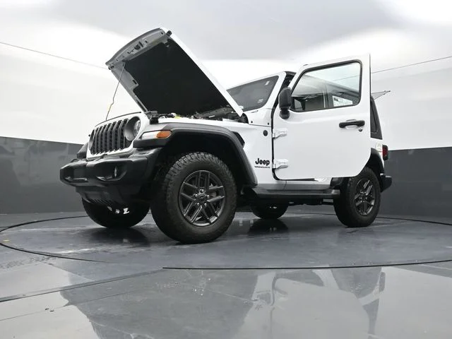 Used 2024 White Jeep Sport S image 30