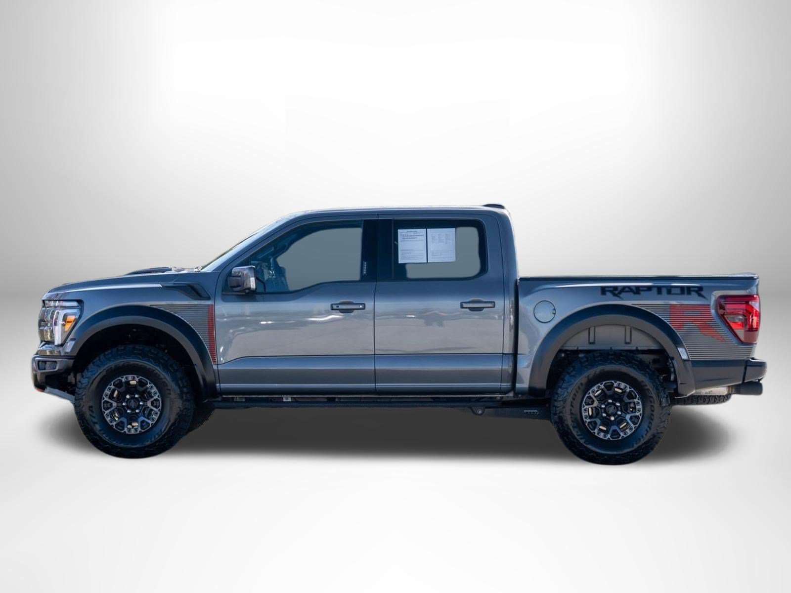 Used 2024 Gray Ford Raptor image 4