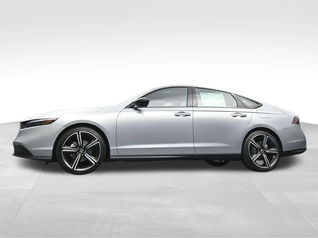 New 2026 Solar Silver Metallic Honda SE image 24