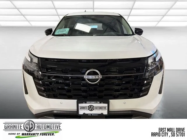New 2026 Everest White Pearl TriCoat Nissan SL image 8