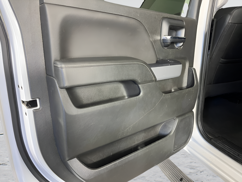 2018 Chevrolet Silverado 1500 LT - Photo 11